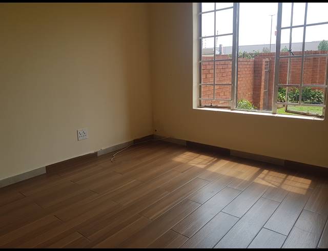2 BEDROOM APARTMENT TO LET IN DIE HOEWES
